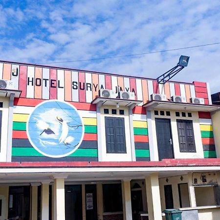 Reddoorz Near Sentani Airport Jayapura Hotel Exterior photo
